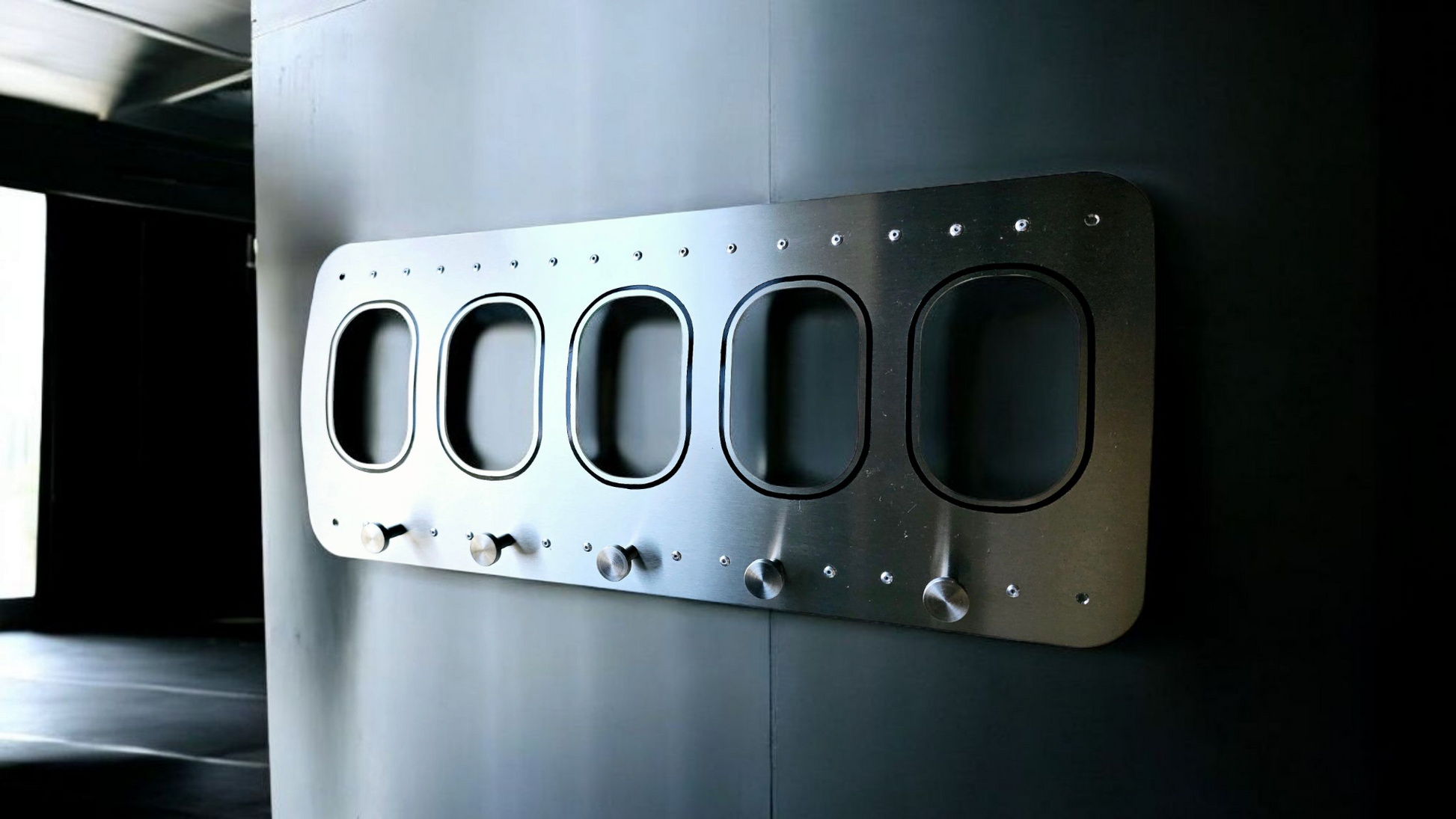 5x airplane window clothes hanger
