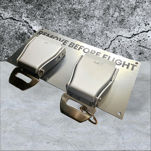 2x airplane seatbelt buckle key rack